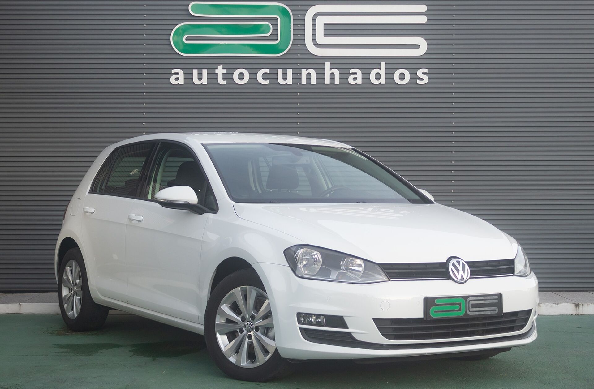 VOLKSWAGEN Golf 1.6 TDi Trendline