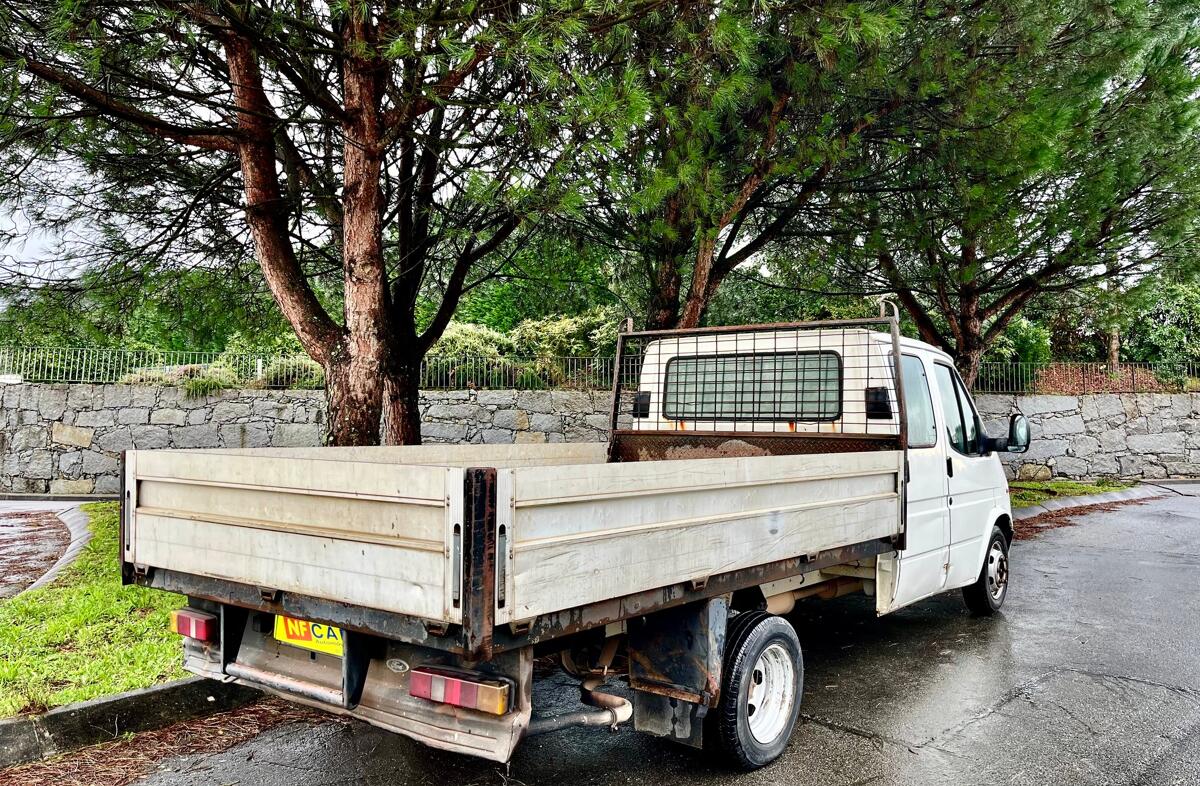 FORD Transit Tourneo 2.5 D LX Curta