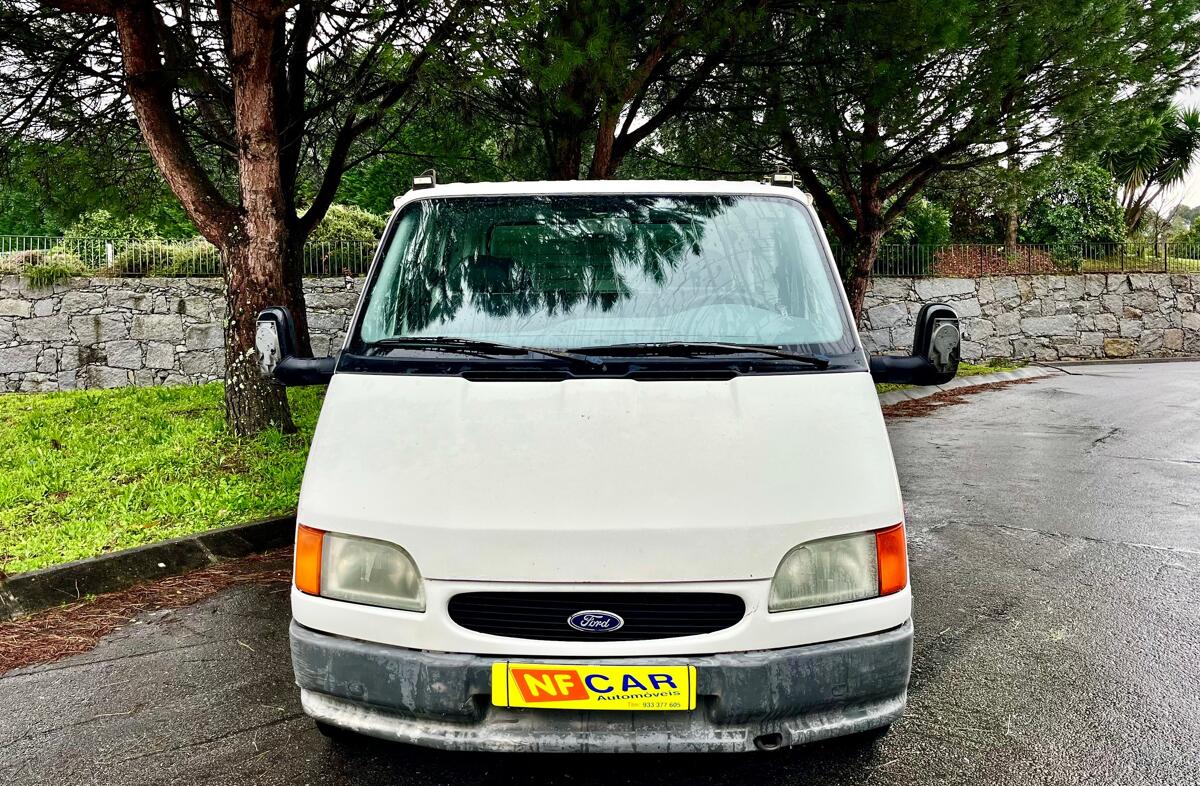 FORD Transit Tourneo 2.5 D LX Curta