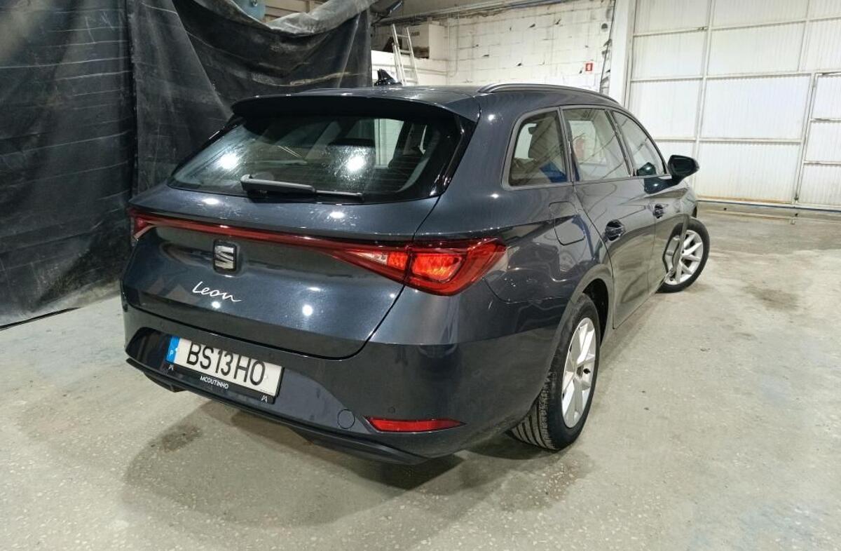 SEAT Leon ST 2.0 TDI Style Edição Fiscal