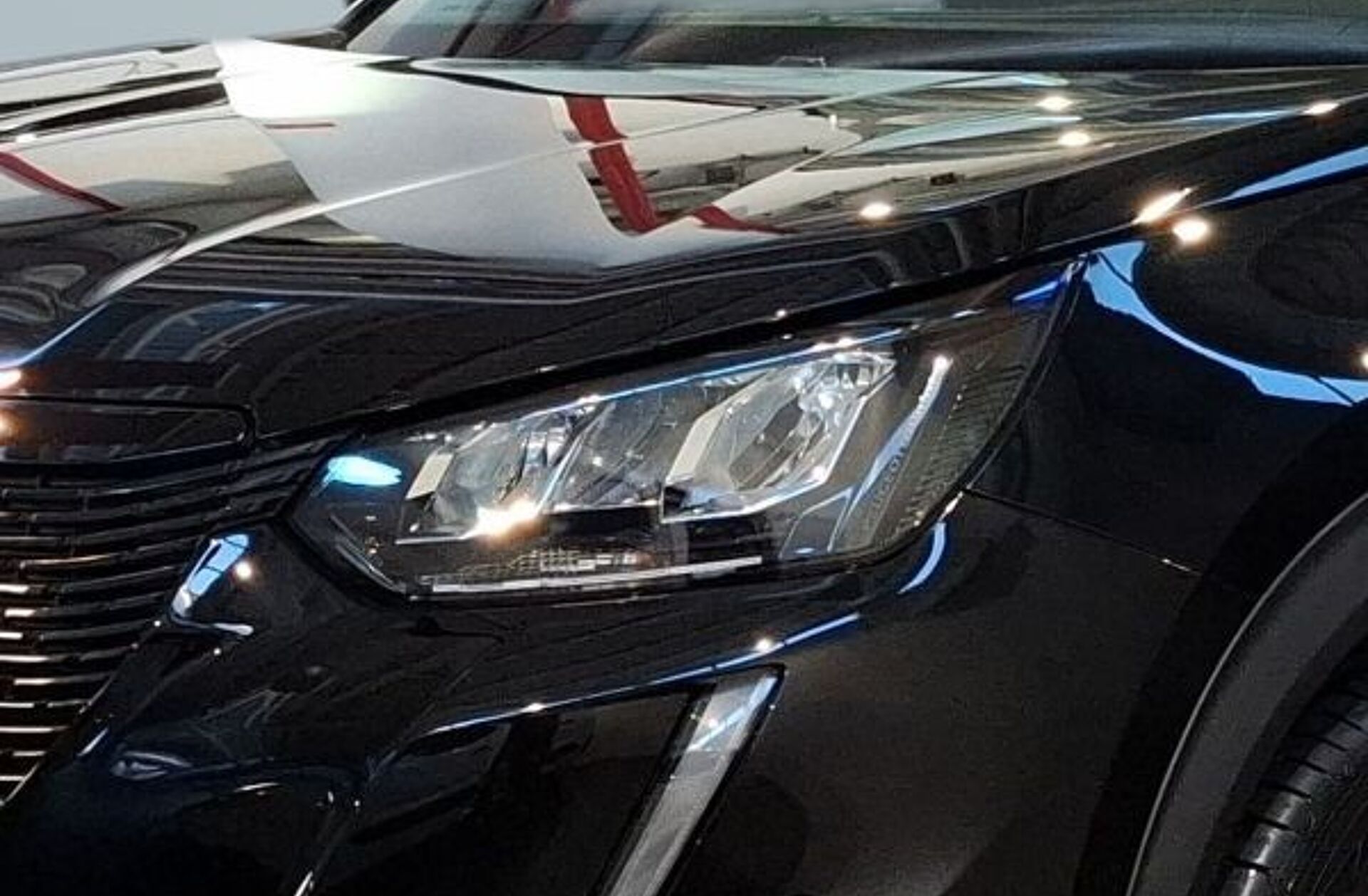 PEUGEOT 2008 1.2 PureTech Active Pack