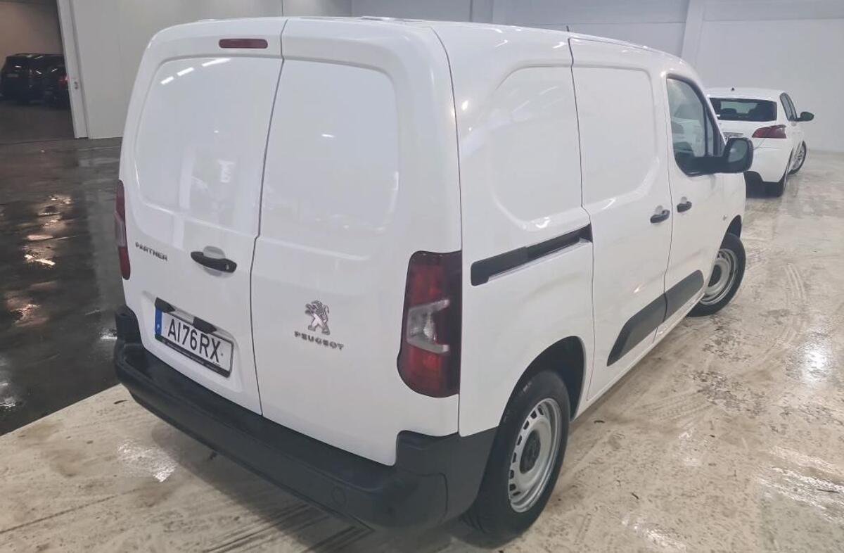 PEUGEOT Partner 1.5 BlueHDi Premium Standard