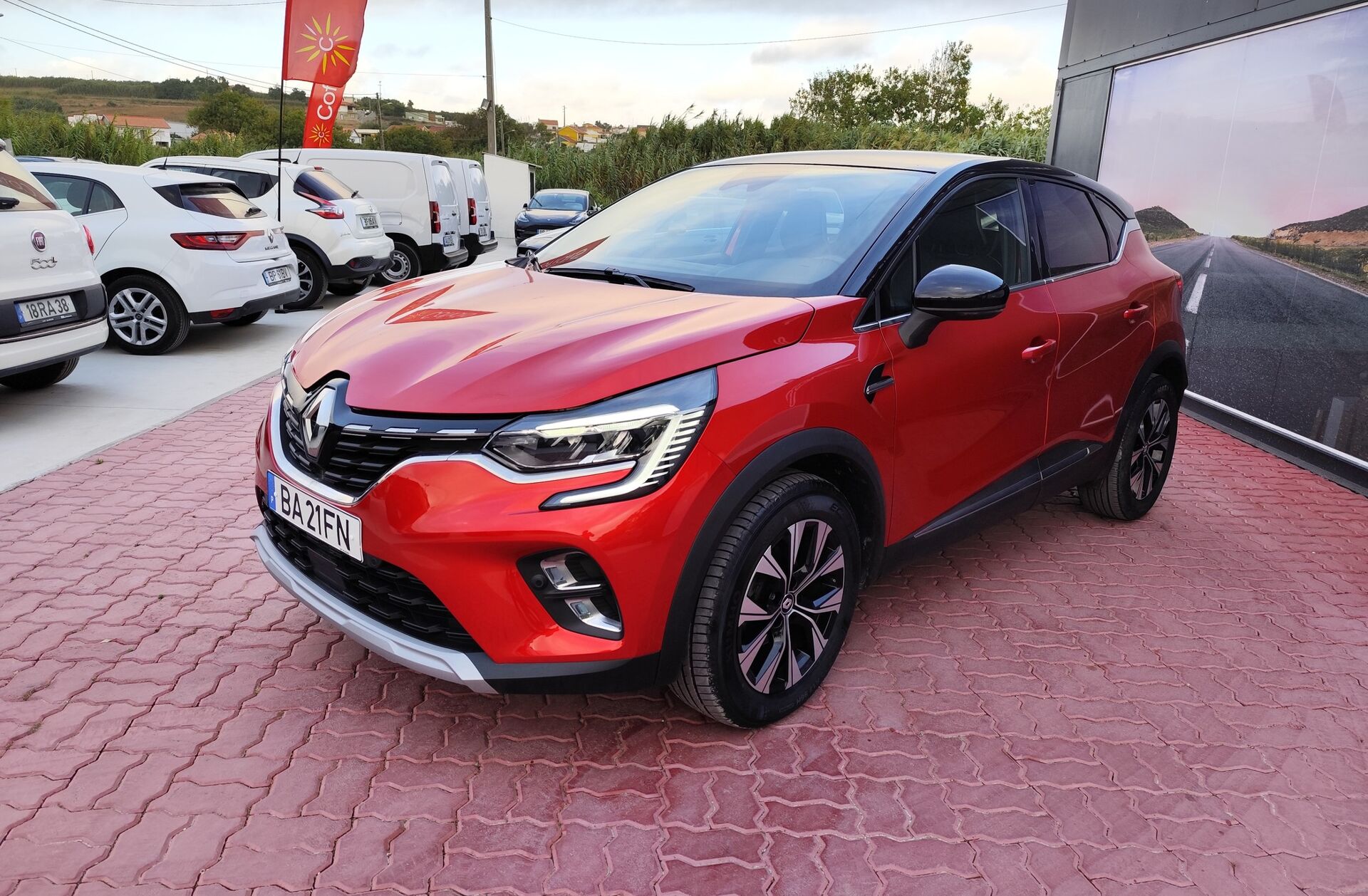 RENAULT Captur 1.0 TCe Intens