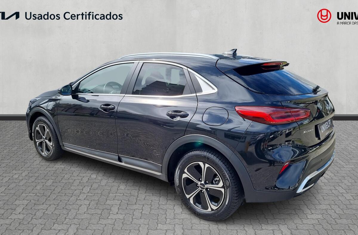KIA XCeed 1.6 GDi PHEV Drive