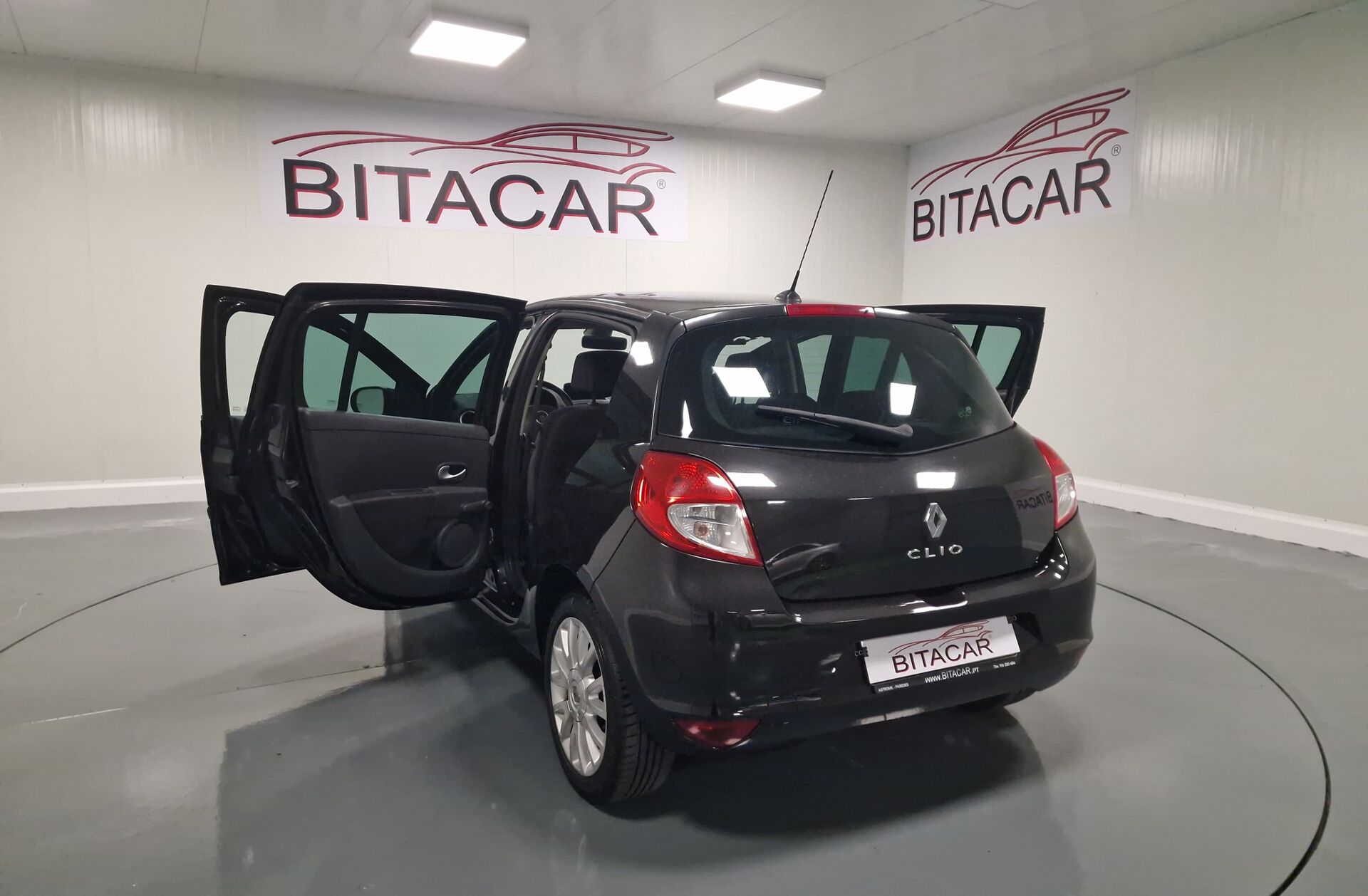 RENAULT Clio 1.2 TCE Dynamique S