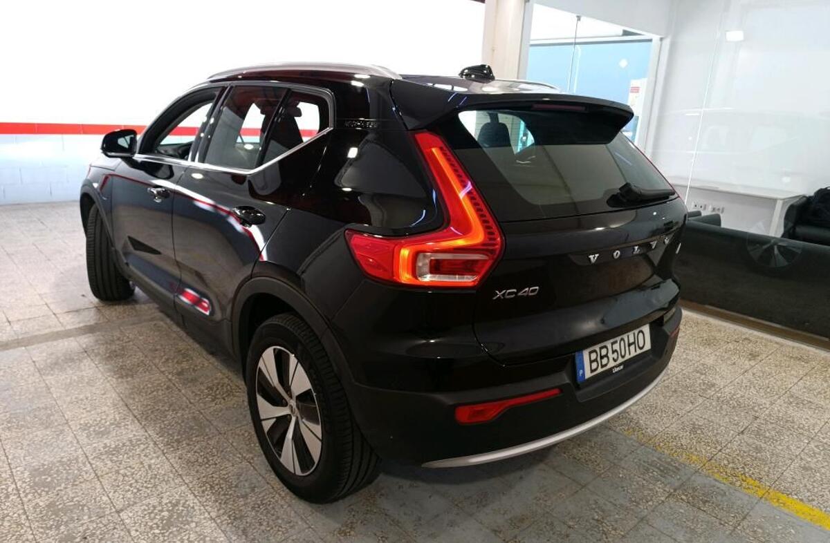 VOLVO XC40 1.5 T4 PHEV Essential