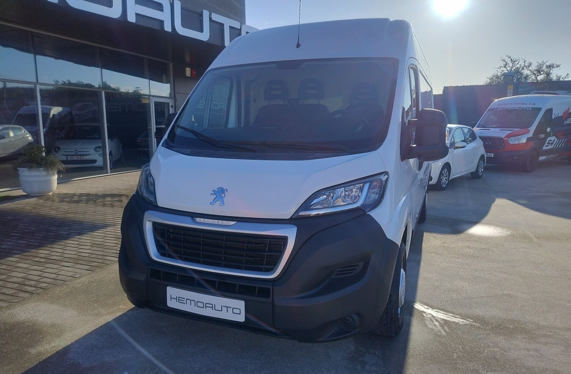 PEUGEOT Boxer 2.2 BlueHDi 330 L2H2 Premium
