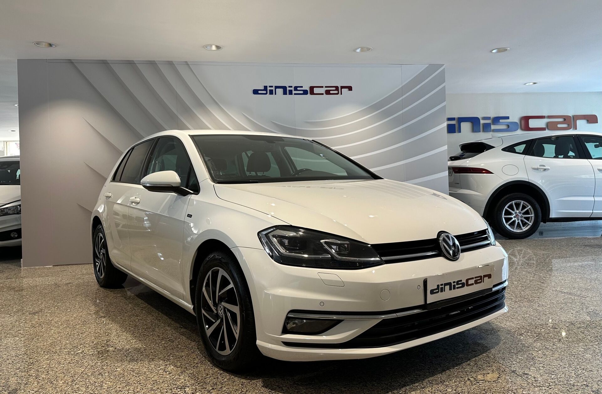 VOLKSWAGEN Golf 1.6 TDI Highline