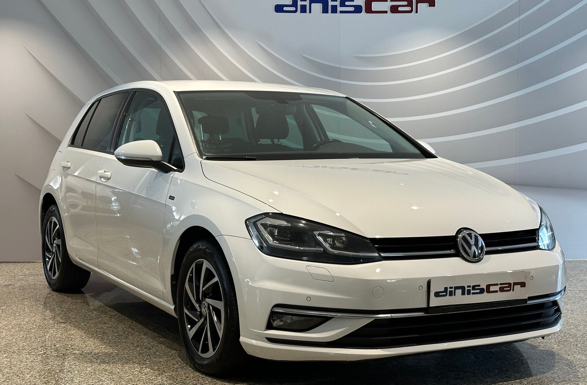 VOLKSWAGEN Golf 1.6 TDI Highline