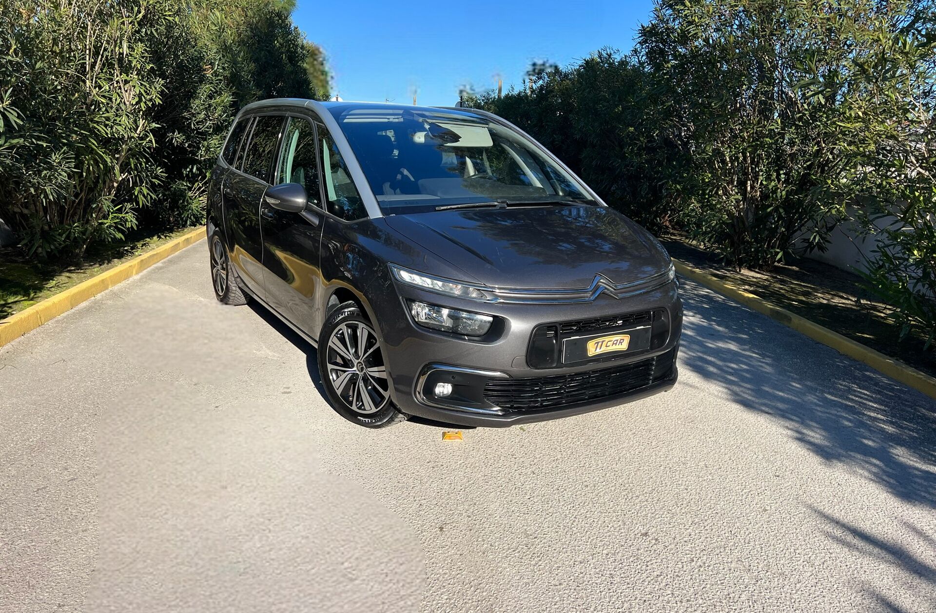 CITROEN C4 1.5 BlueHDi Shine EAT8