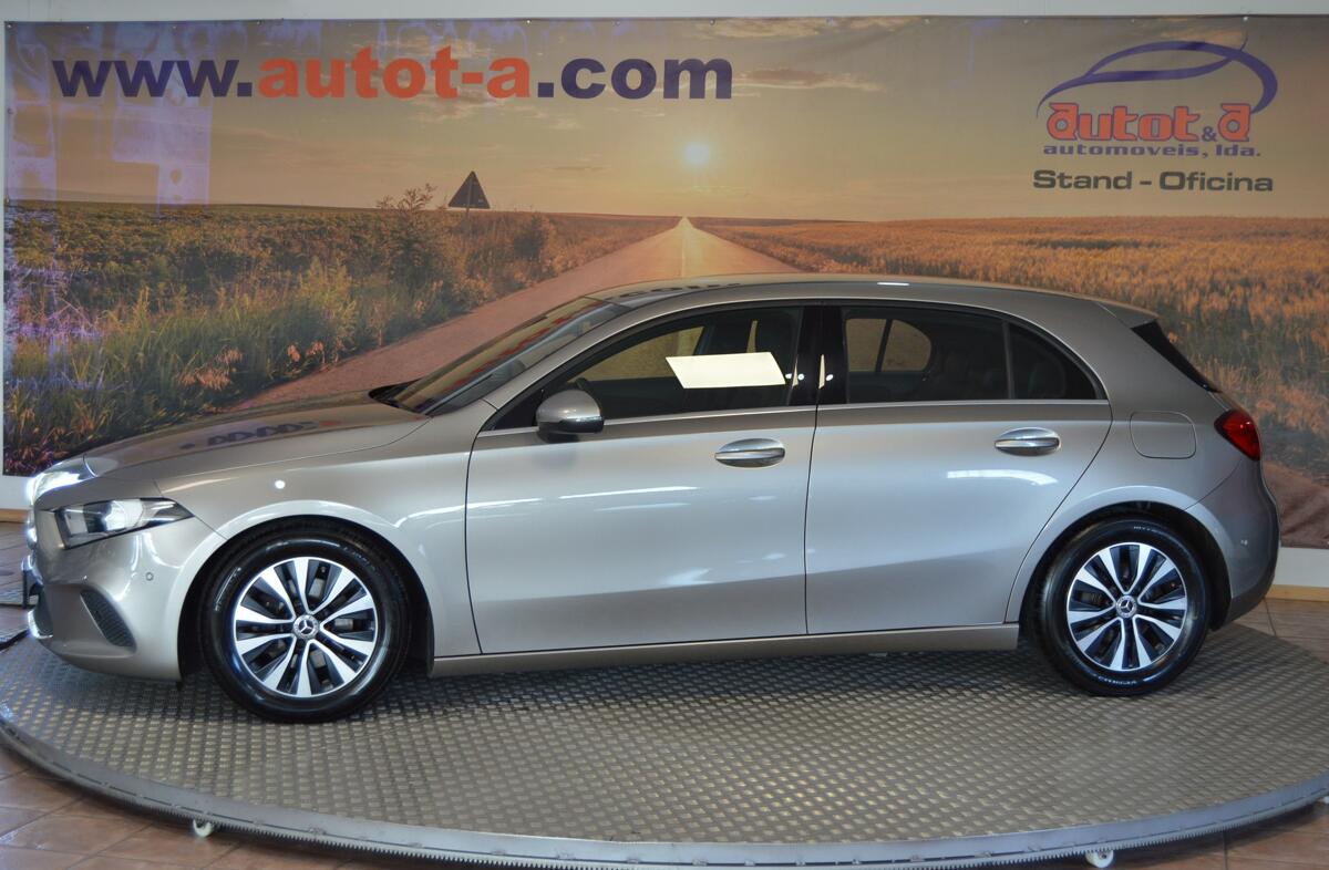 MERCEDES Classe A A 180 d Style Plus Aut.