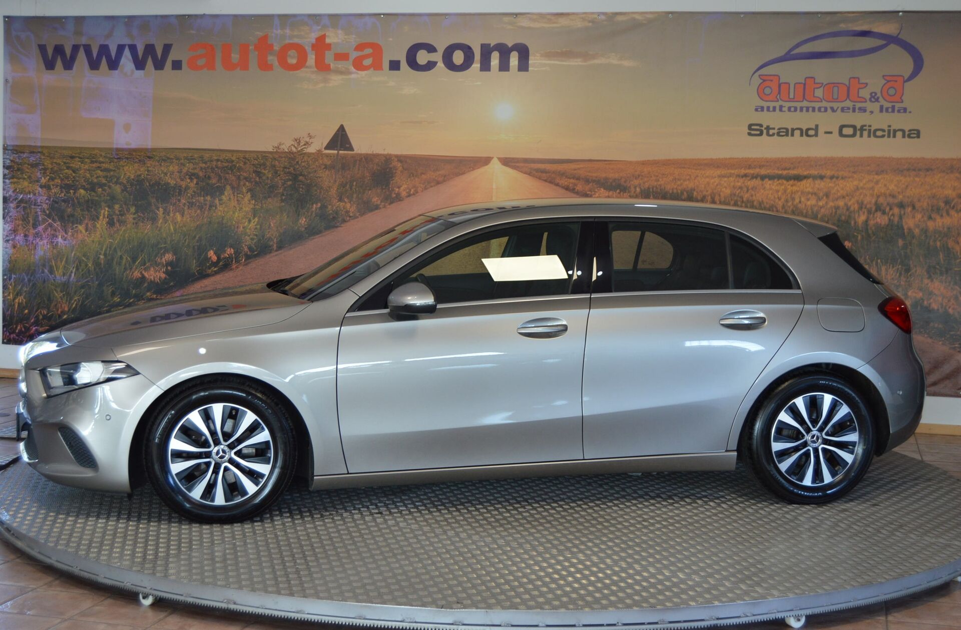MERCEDES Classe A A 180 d Style Plus Aut.