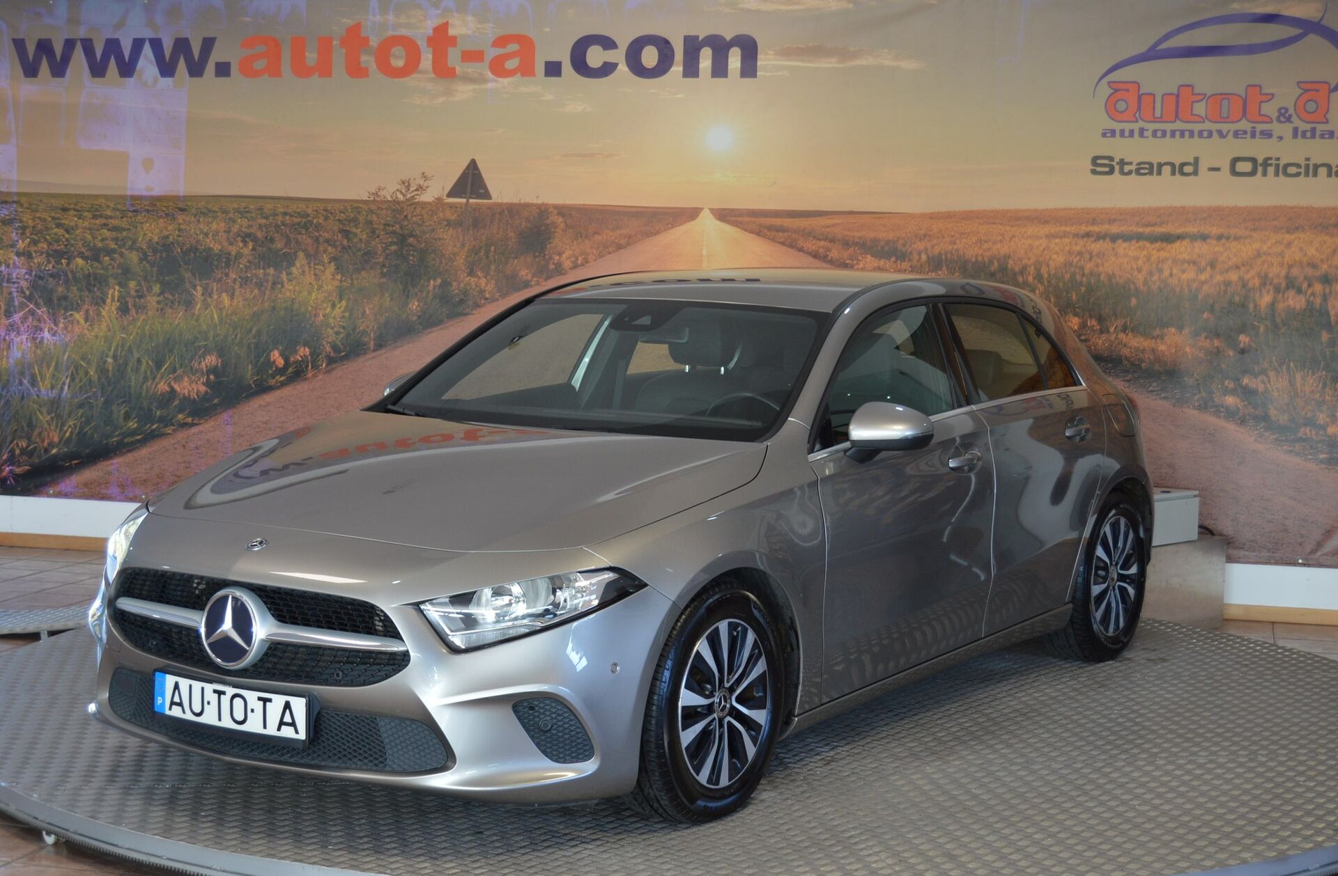 MERCEDES Classe A A 180 d Style Plus Aut.