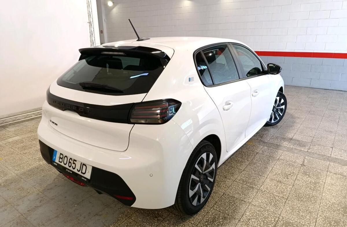 PEUGEOT 208 e- 50 kWh Active