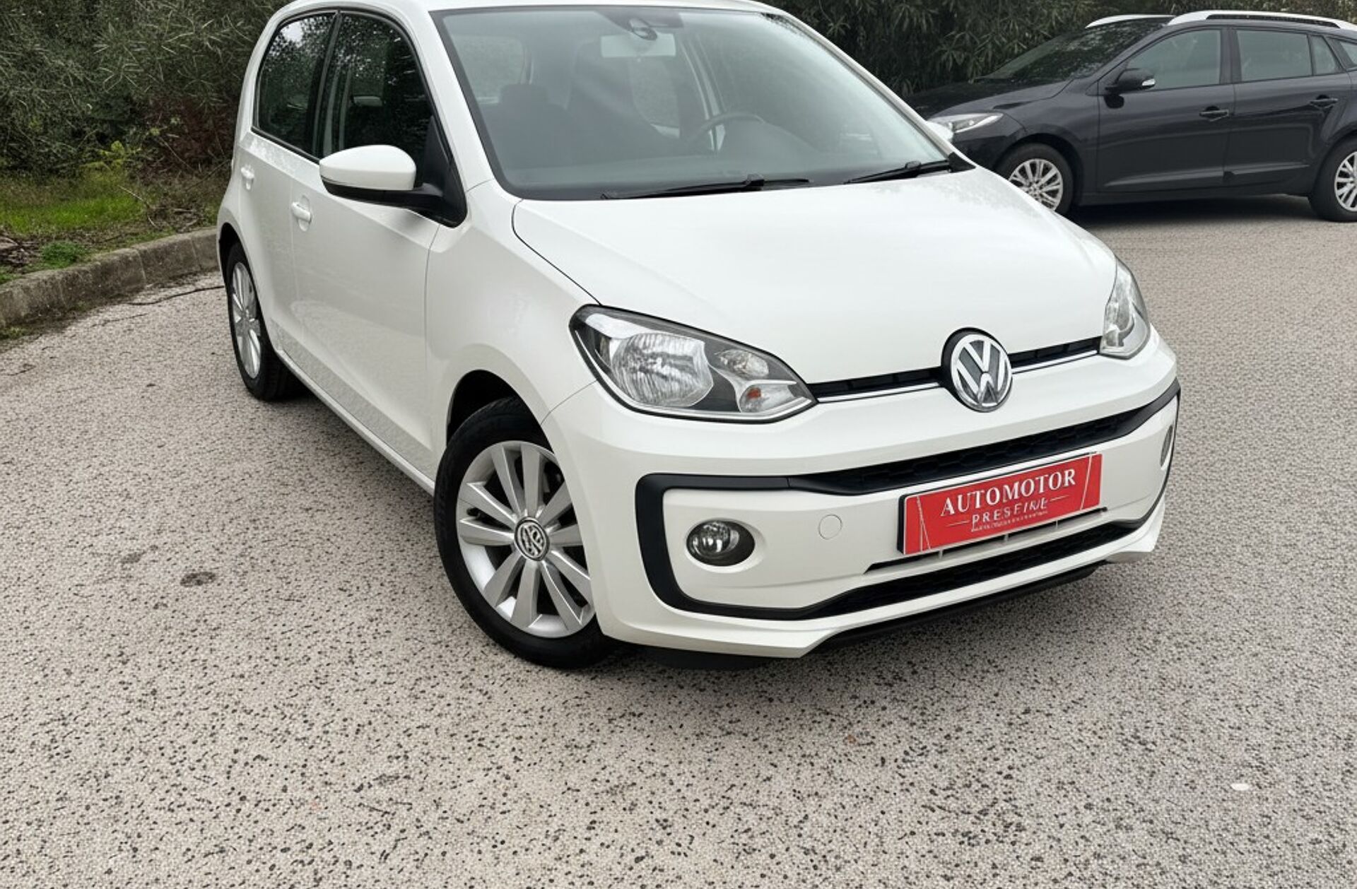 VOLKSWAGEN Up 1.0 Move Up!