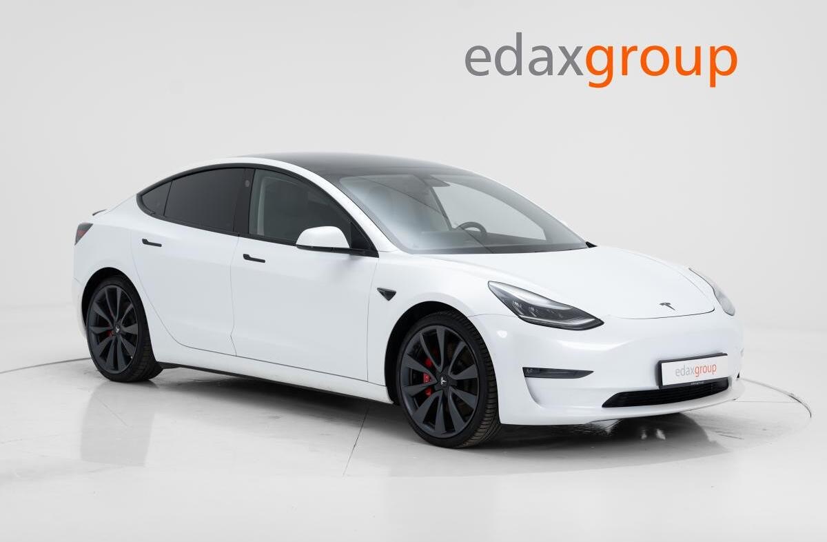 TESLA Model 3 Performance Dual Motor AWD