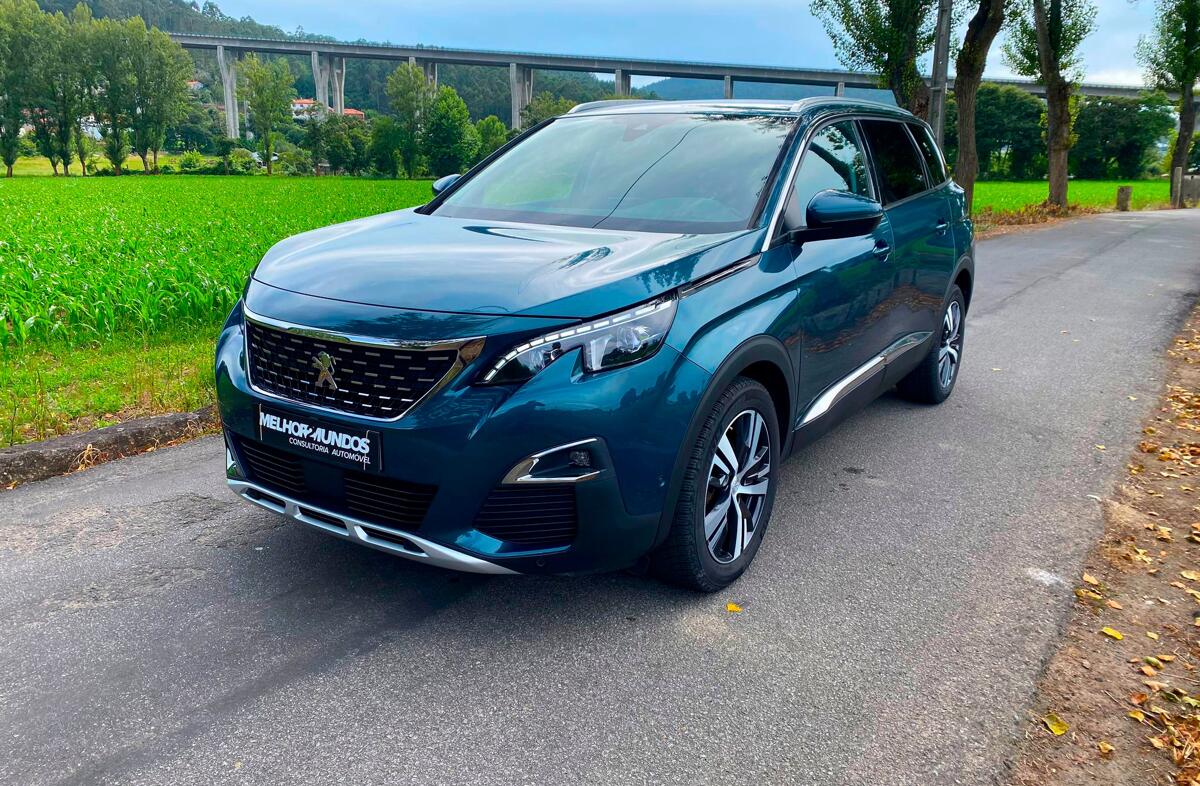 PEUGEOT 5008 1.5 BlueHDi Allure