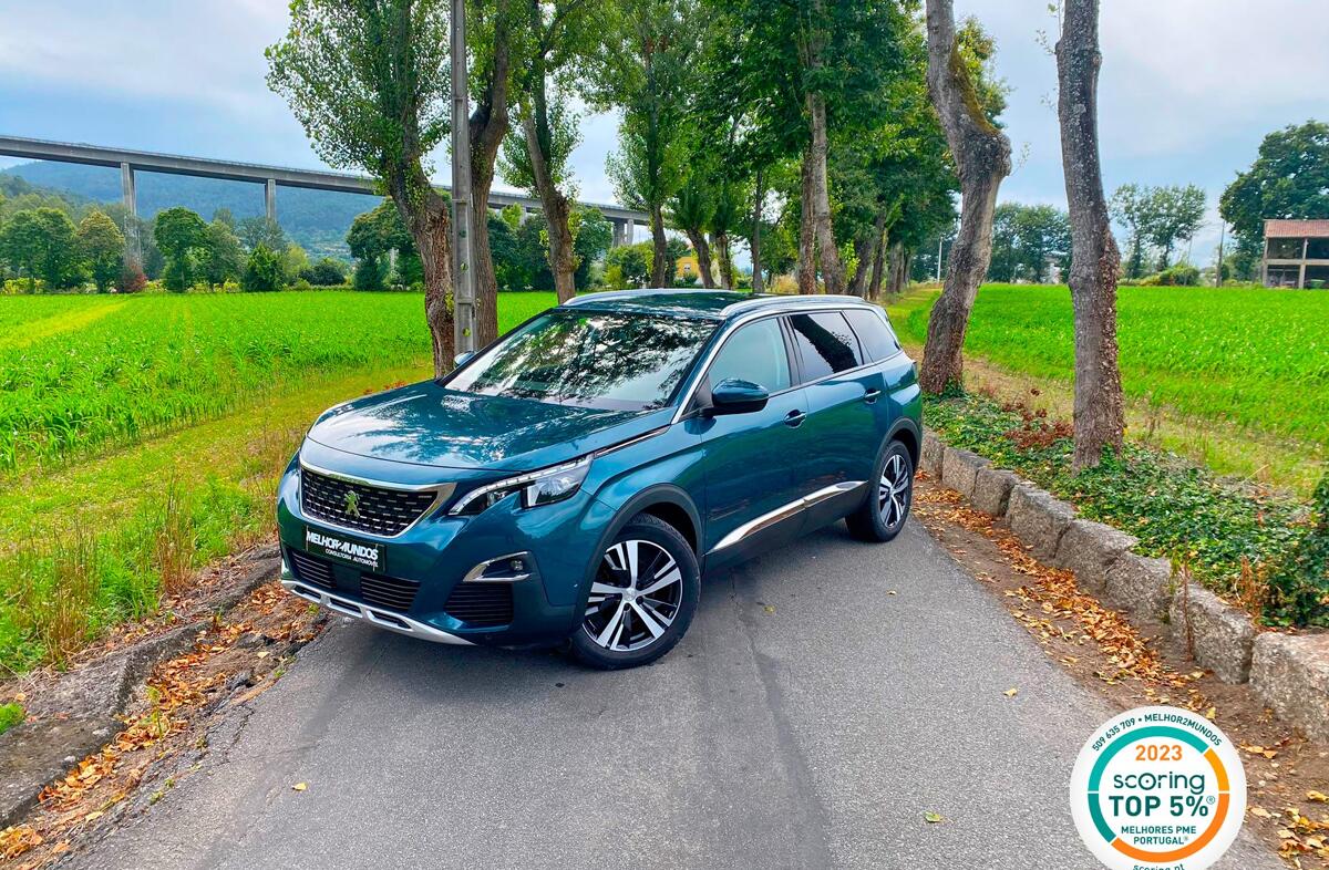 PEUGEOT 5008 1.5 BlueHDi Allure