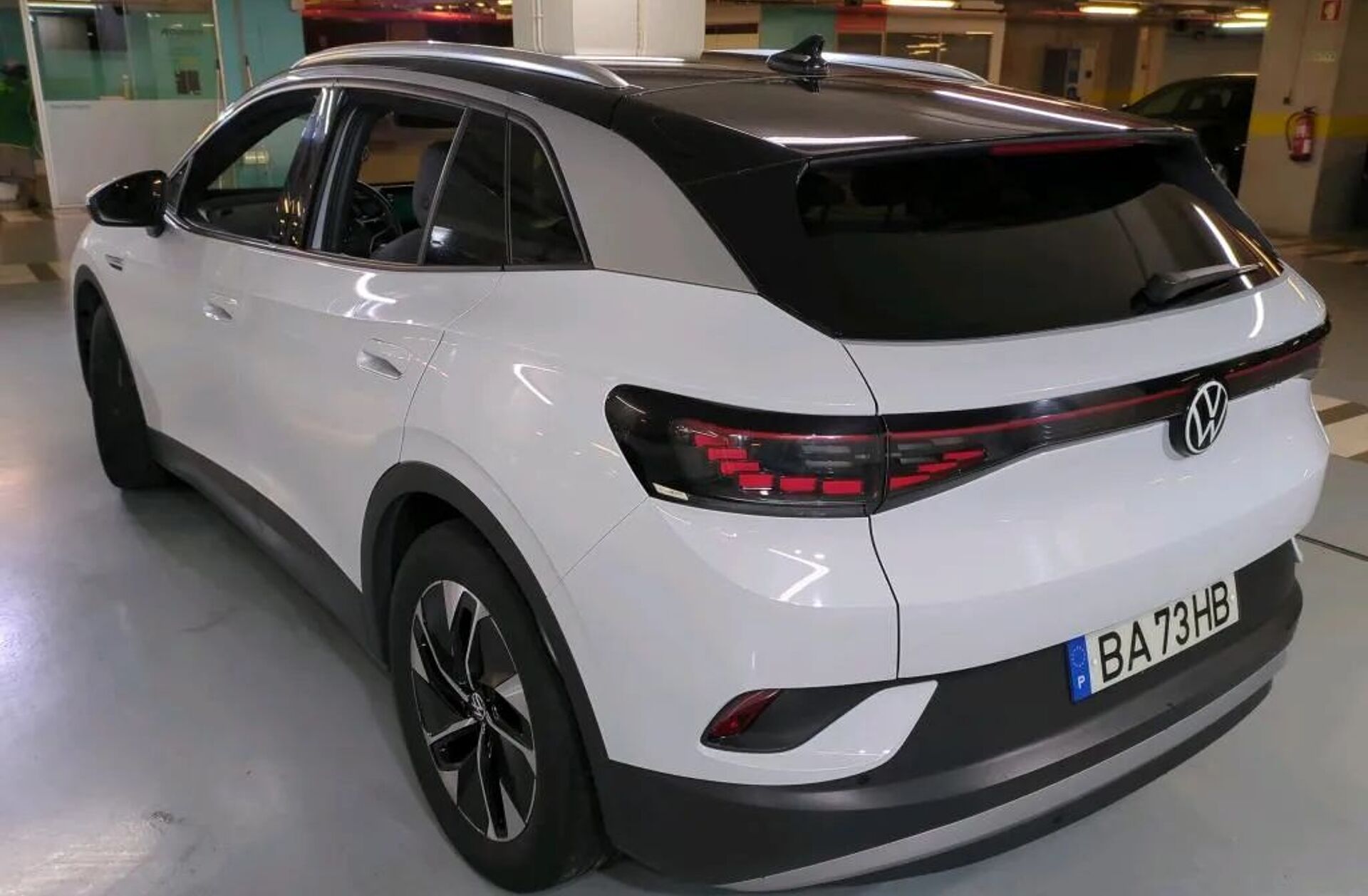 VOLKSWAGEN ID.4 77 kWh Pro Performance