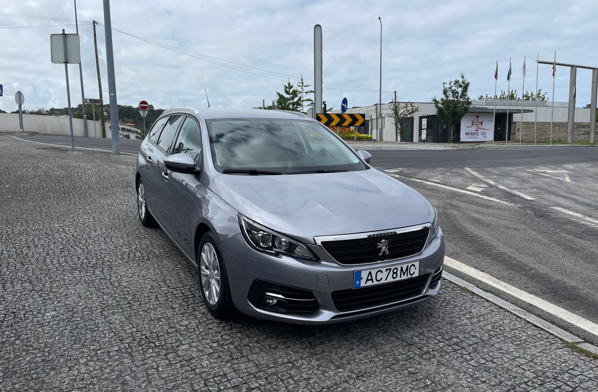PEUGEOT 308 SW 1.5 BlueHDi Style