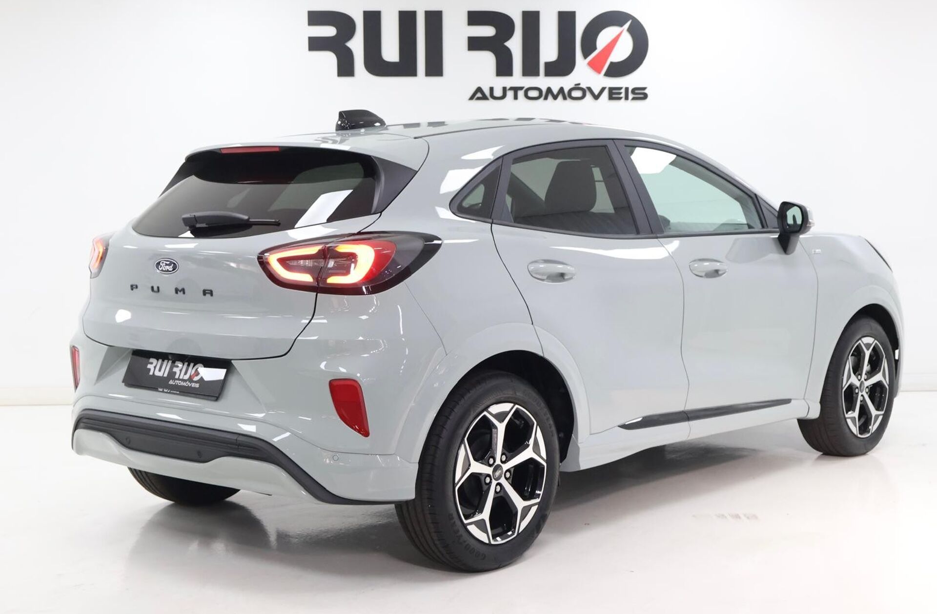 FORD Puma 1.0 EcoBoost mHEV ST-Line