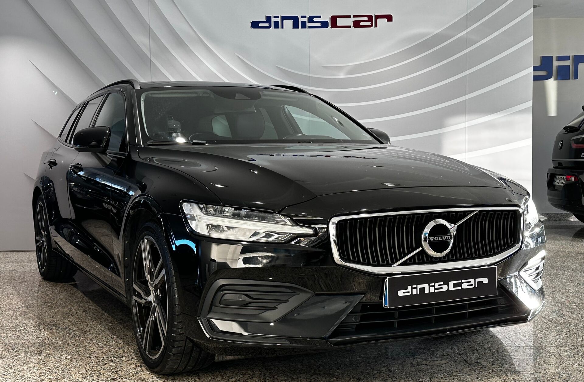 VOLVO V60 2.0 D3 Momentum Geartronic