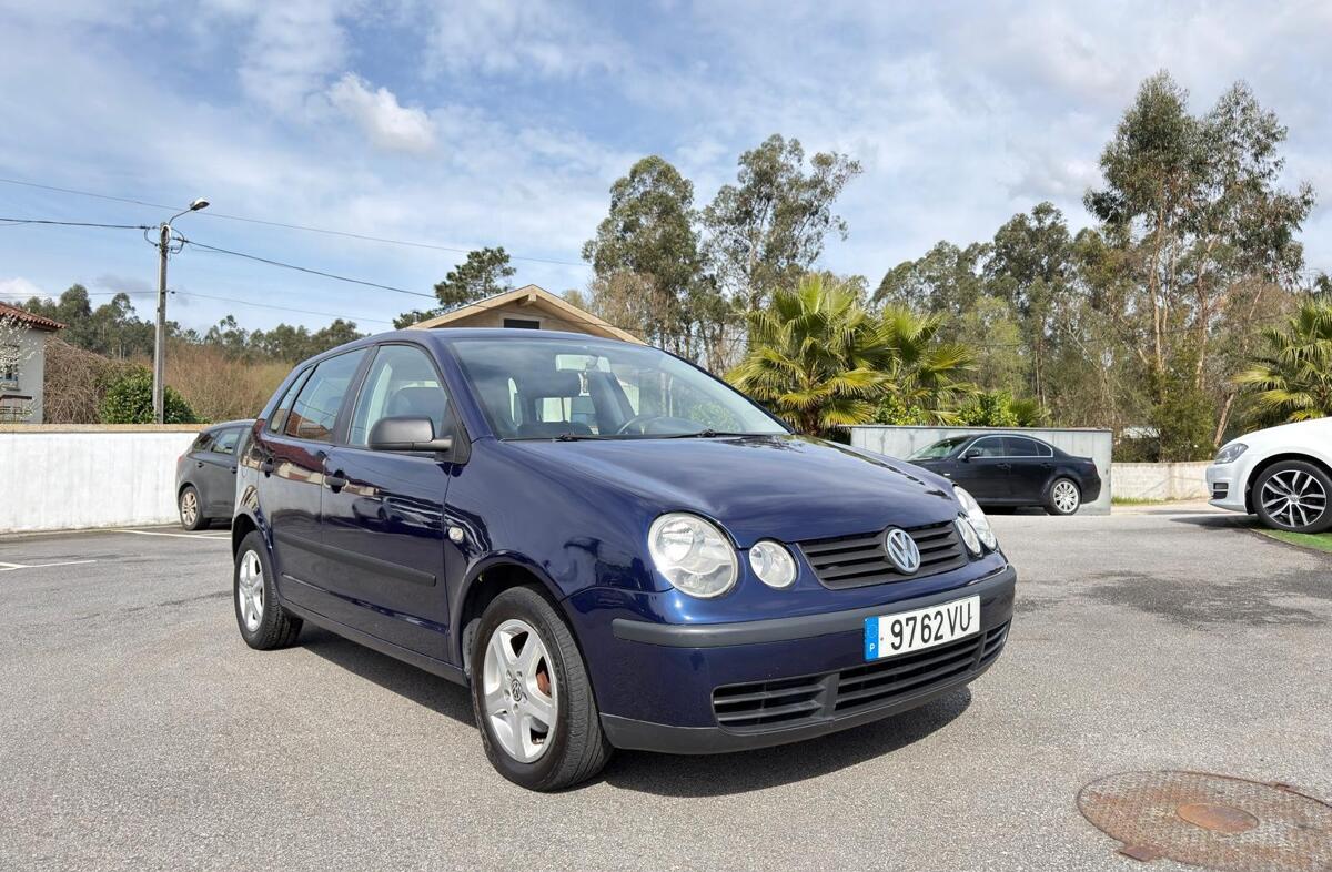 VOLKSWAGEN Polo 1.4 TDi Confortline AC