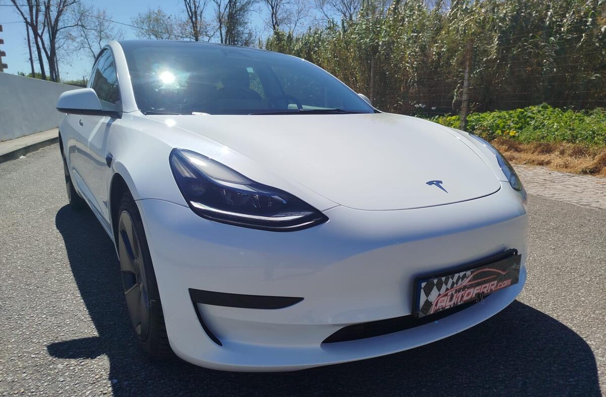 TESLA Model 3 Tração Traseira Premium