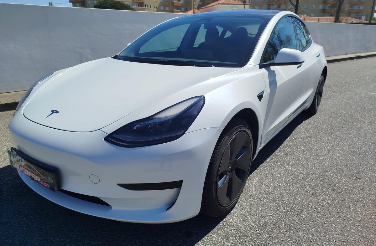 TESLA Model 3 Tração Traseira Premium