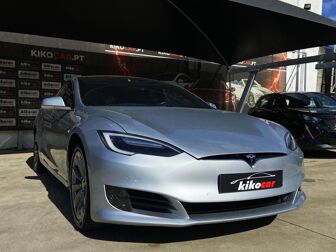 TESLA Model S 75