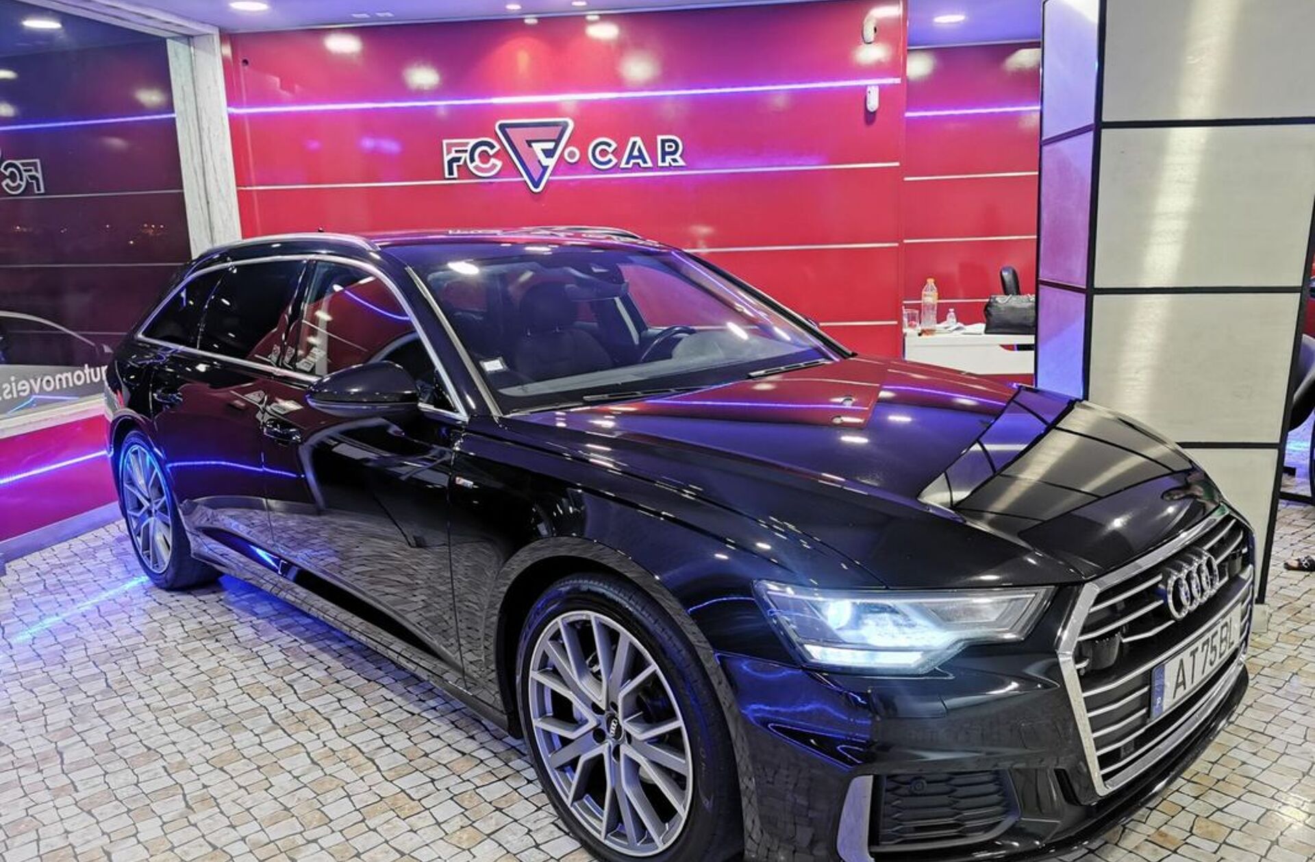 AUDI A6 40 TDI S tronic S line