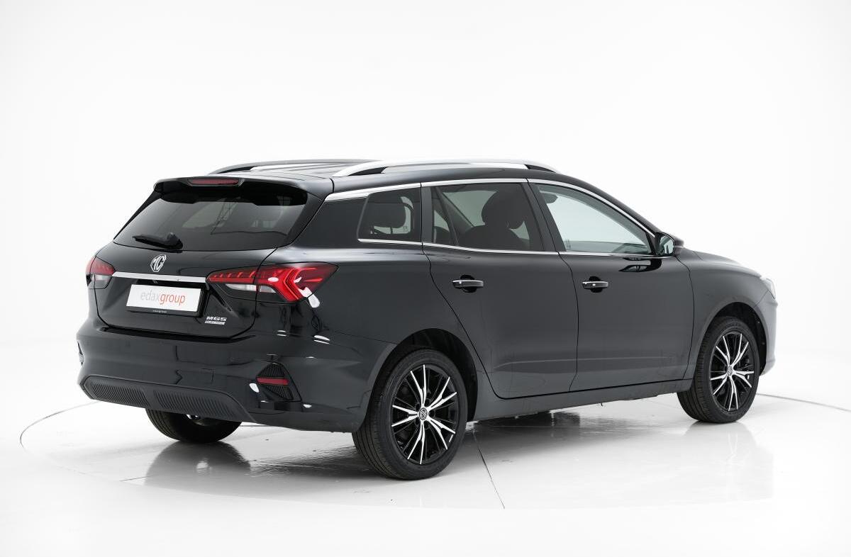 MG MG5 61 kWh Luxury