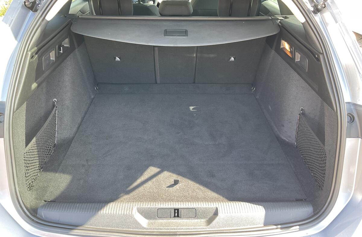 PEUGEOT 308 1.5 BlueHDi Active Pack EAT8