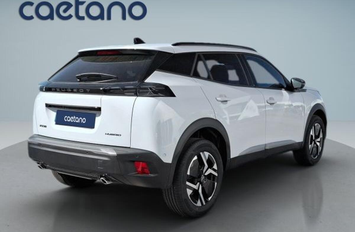 PEUGEOT 2008 1.2 Hybrid Allure e-DCS6