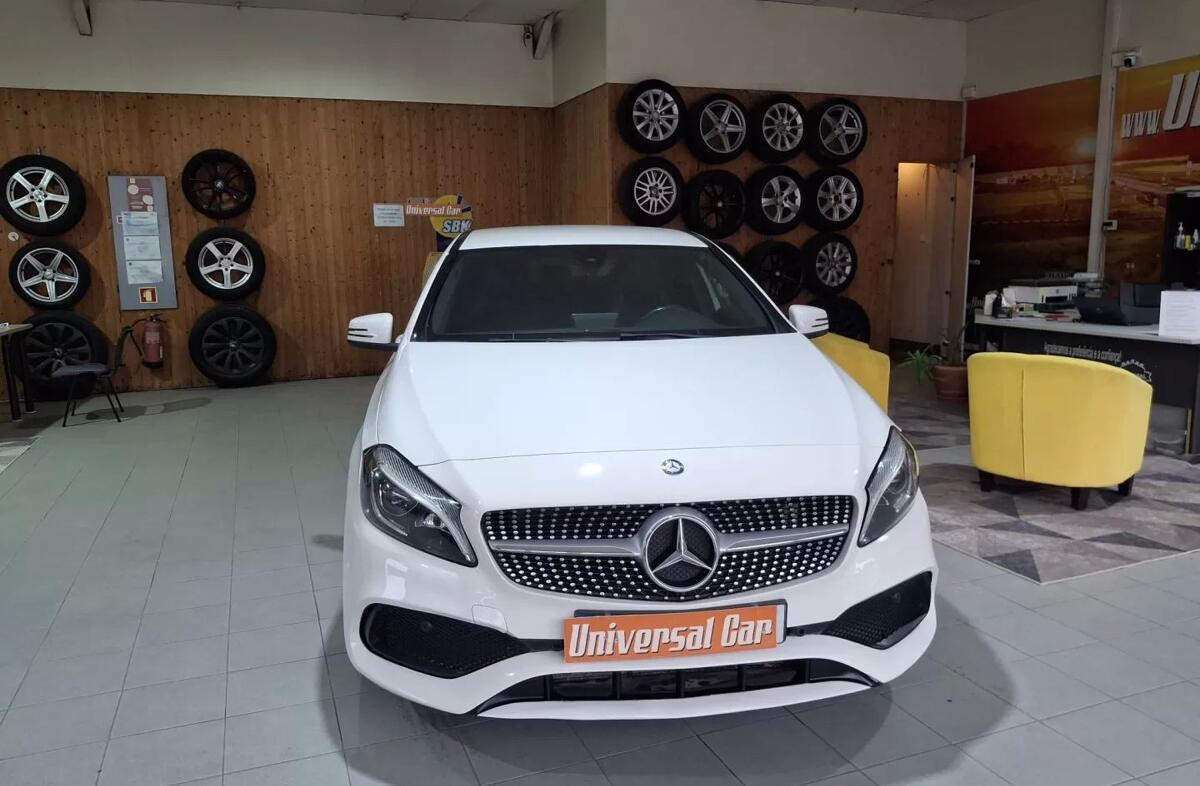 MERCEDES Classe A A 180 d AMG Line