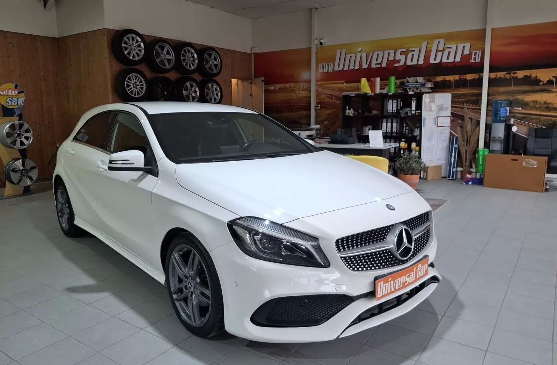 MERCEDES Classe A A 180 d AMG Line