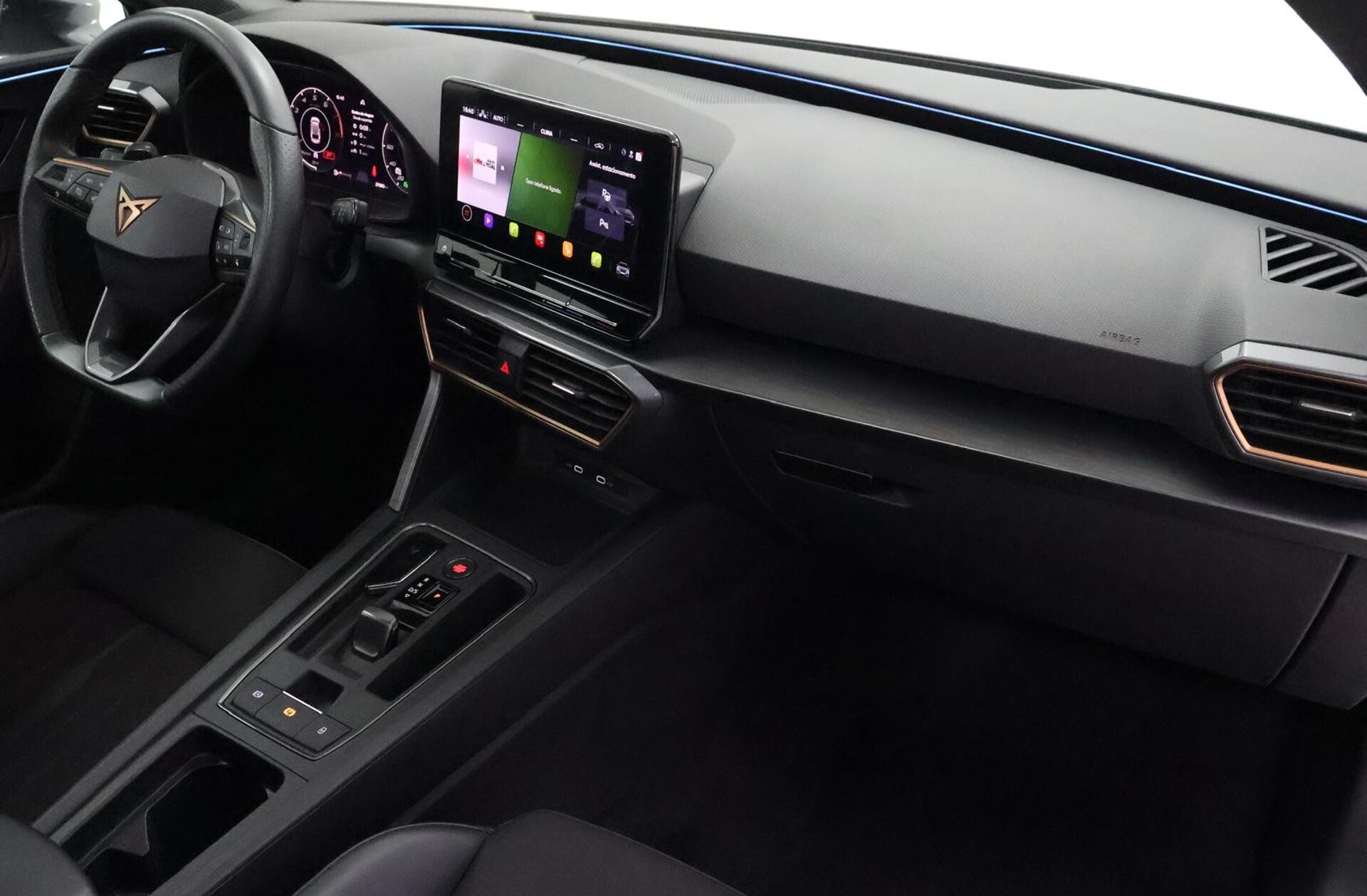 CUPRA Leon 1.5 eTSI MID DSG