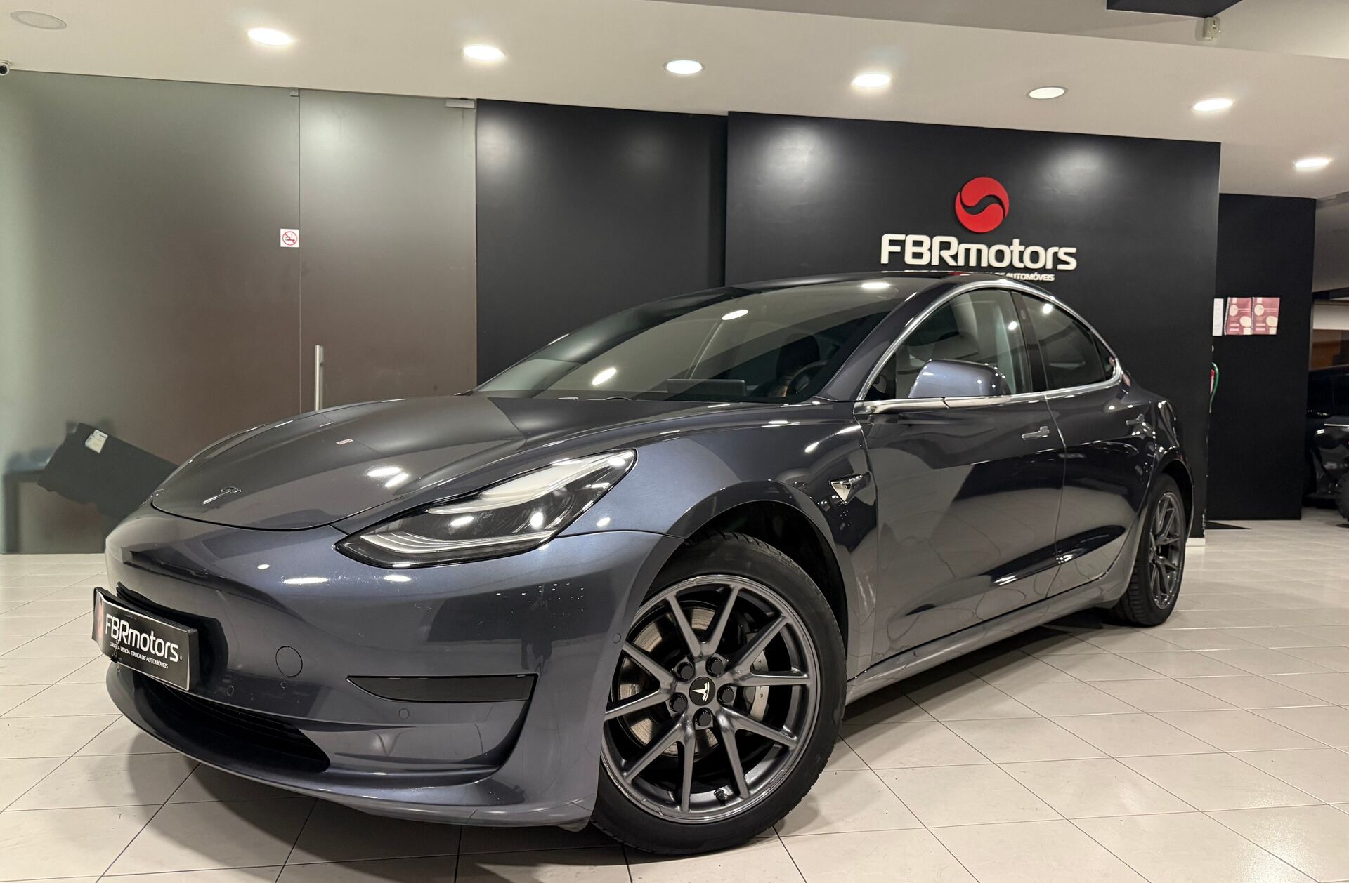 TESLA Model 3 Standard RWD Plus