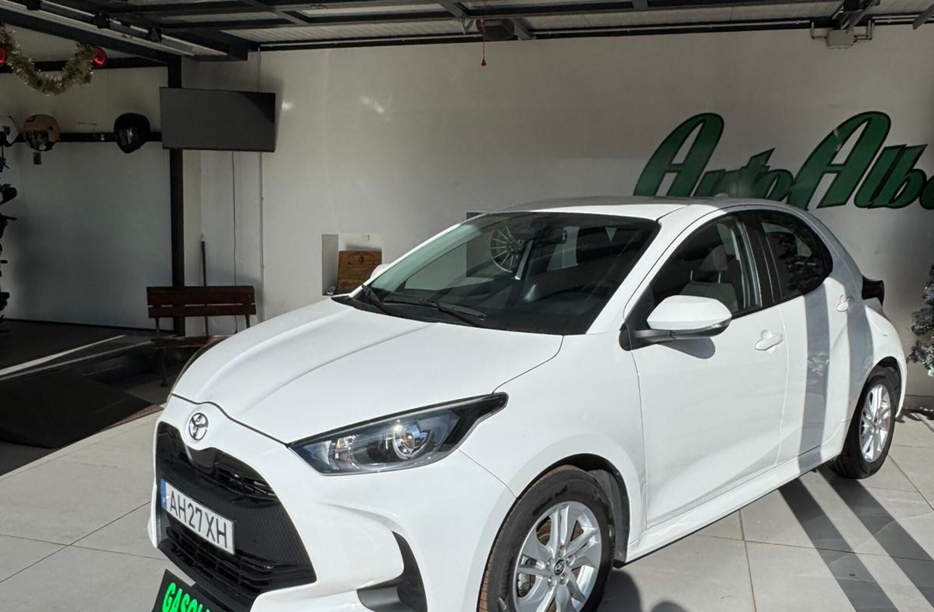 TOYOTA Yaris 1.0 VVT-i Comfort