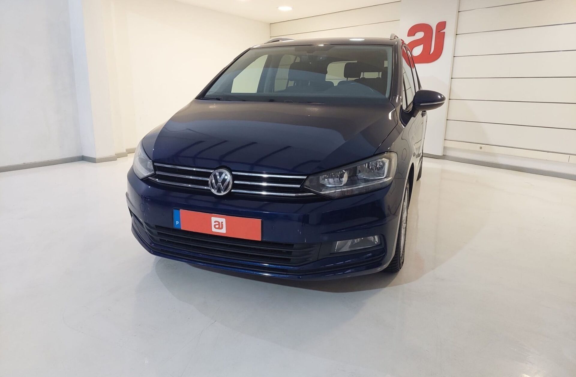 VOLKSWAGEN Touran 1.6 TDI Confortline DSG