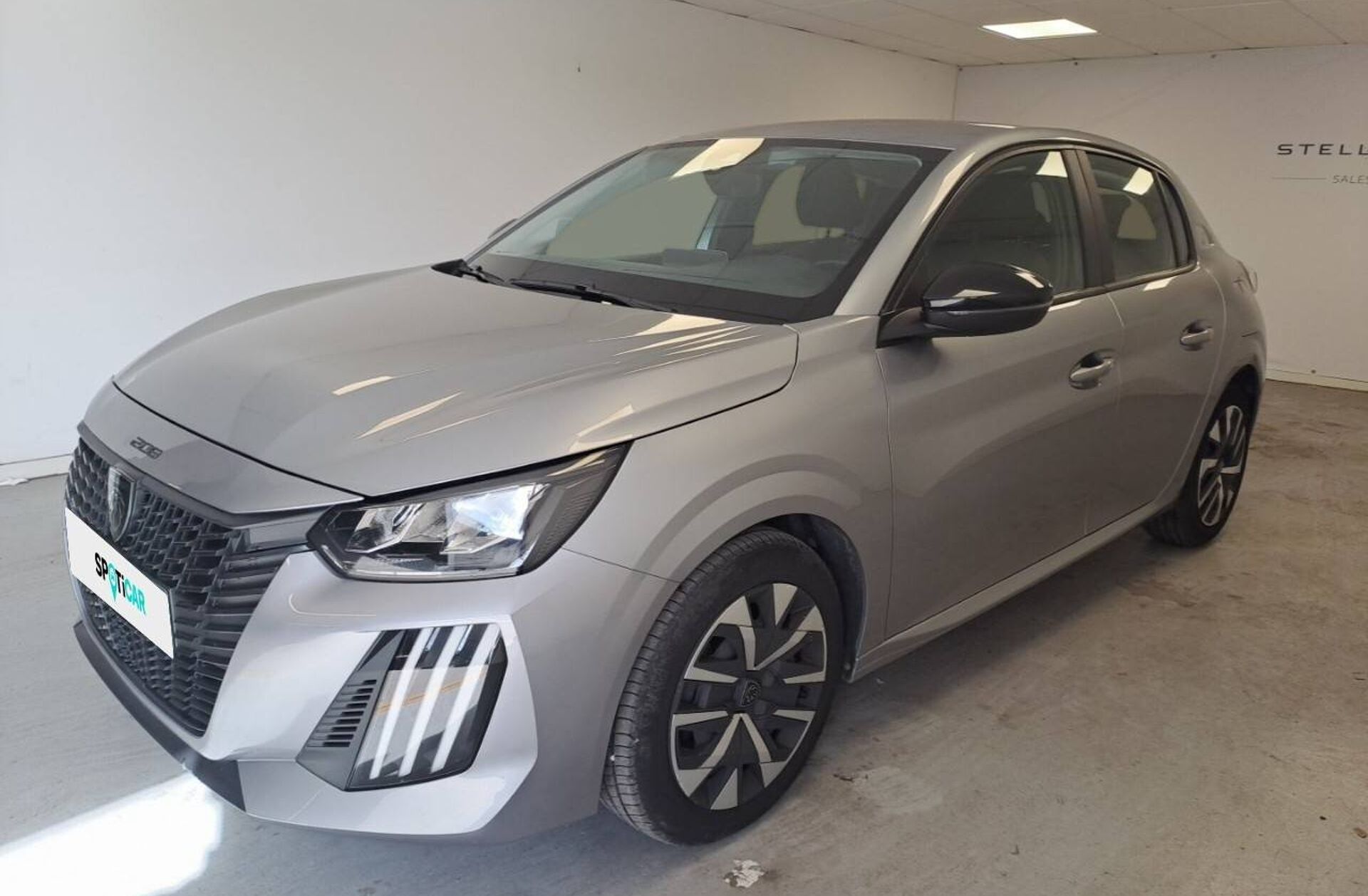 PEUGEOT 208 1.2 PureTech Active