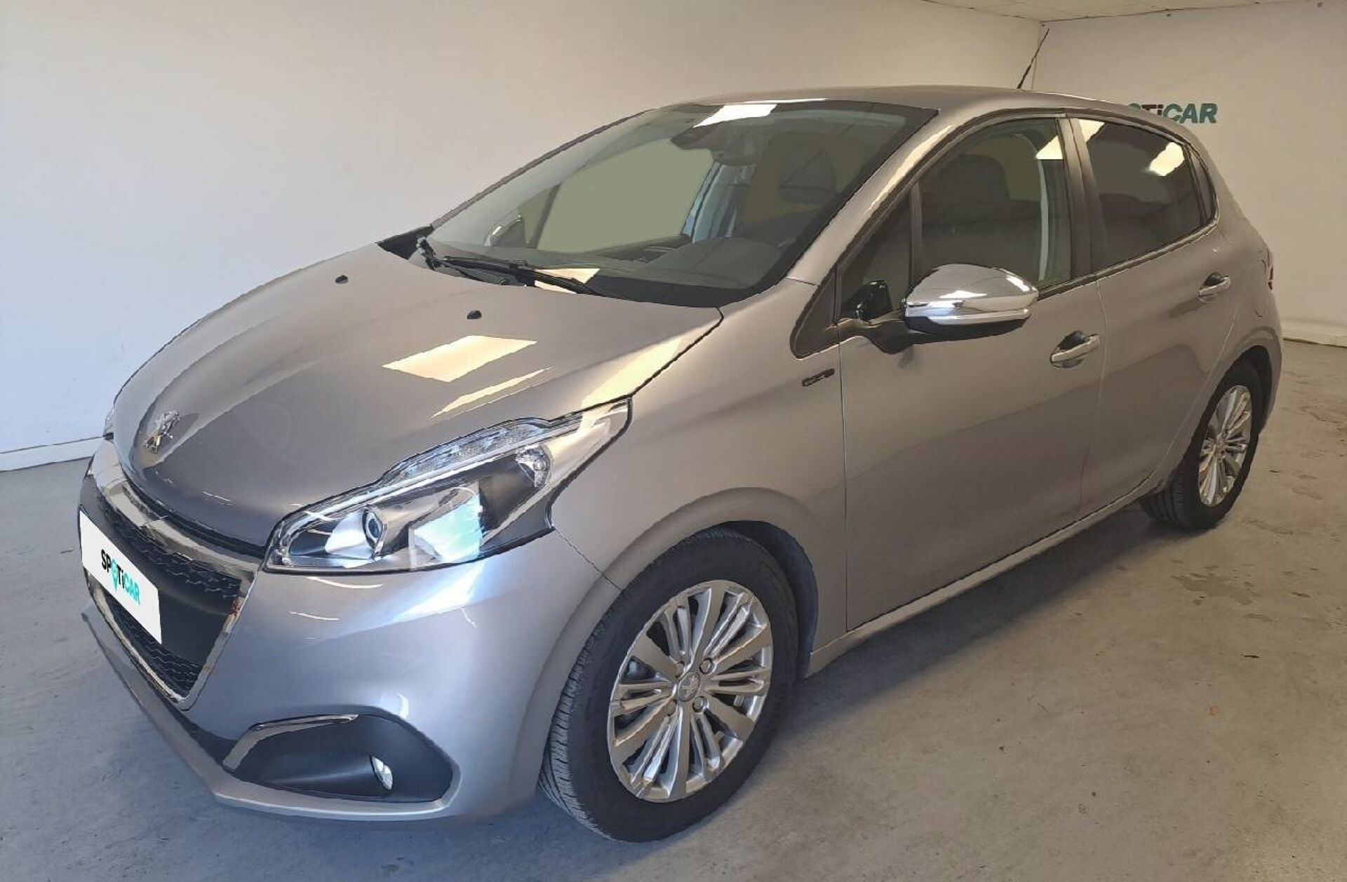 PEUGEOT 208 1.5 BlueHDi Signature