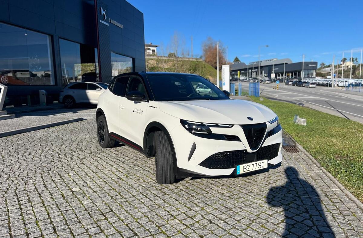 ALFA ROMEO Junior 54 kWh