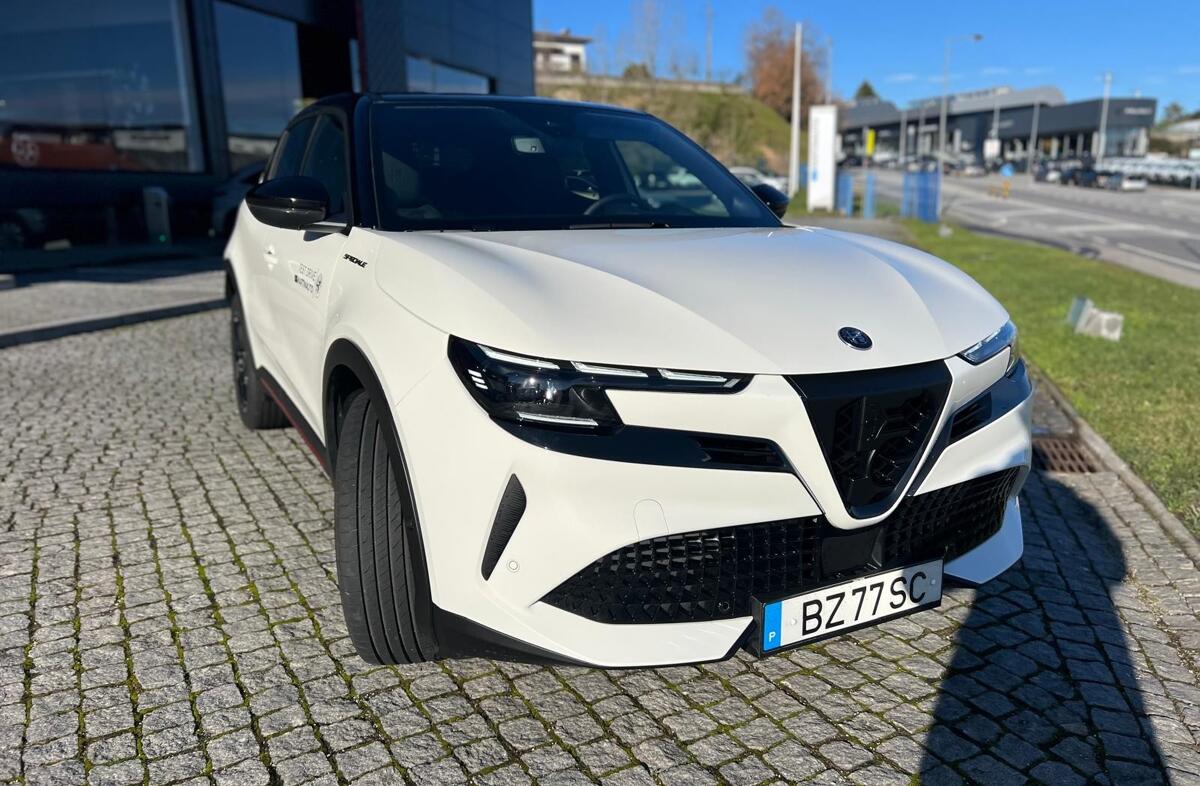 ALFA ROMEO Junior 54 kWh