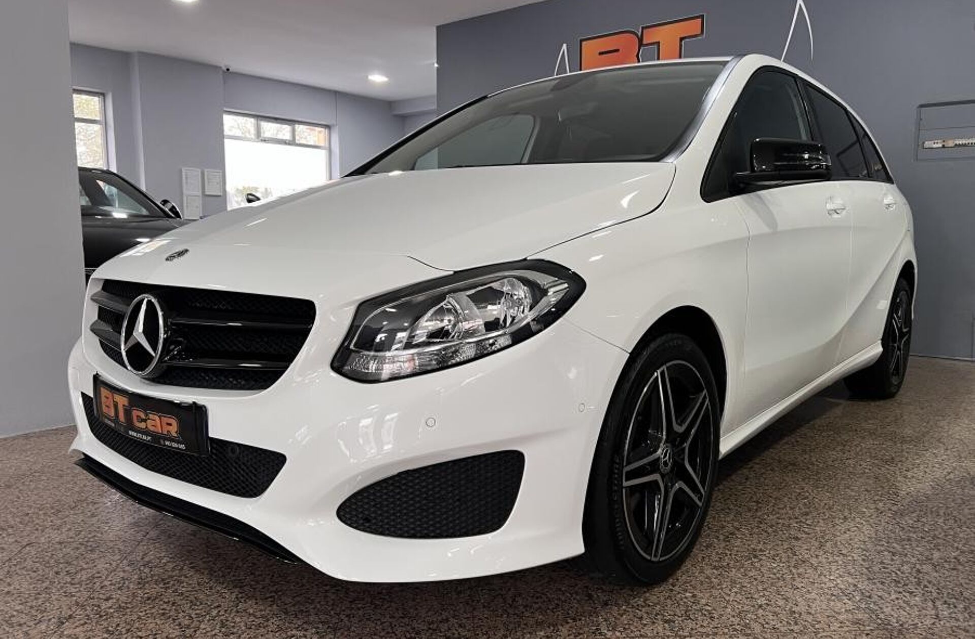 MERCEDES Classe B B 220 d AMG Line