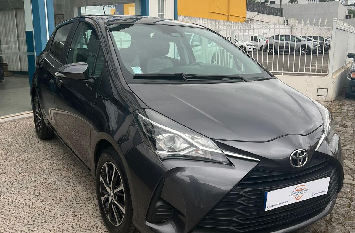 TOYOTA Yaris 1.0 VVT-i Comfort