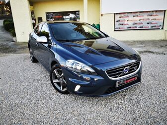 VOLVO V40 2.0 D4 R-Design