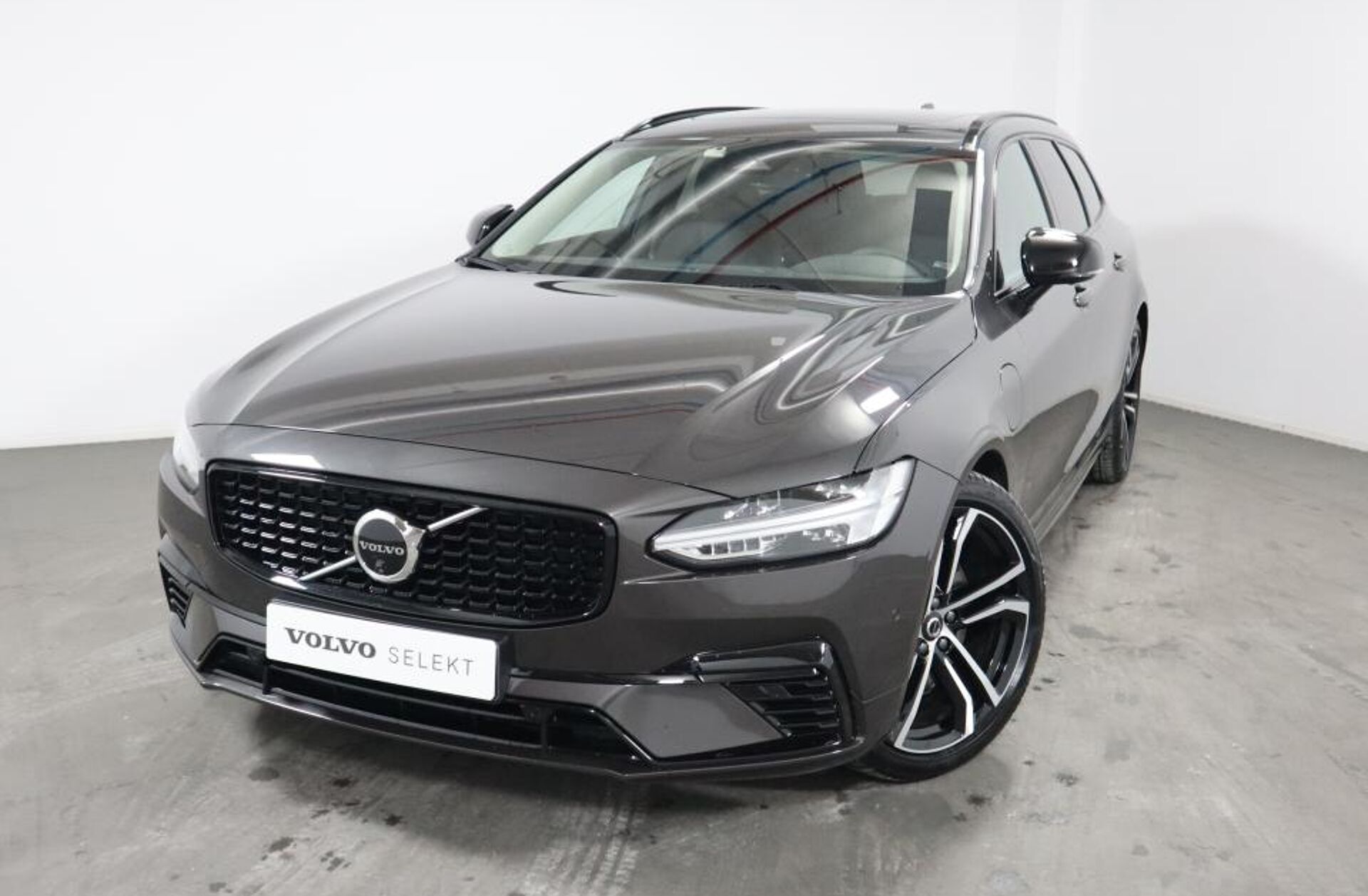 VOLVO V90 2.0 T6 350 PHEV AWD Plus Dark Auto