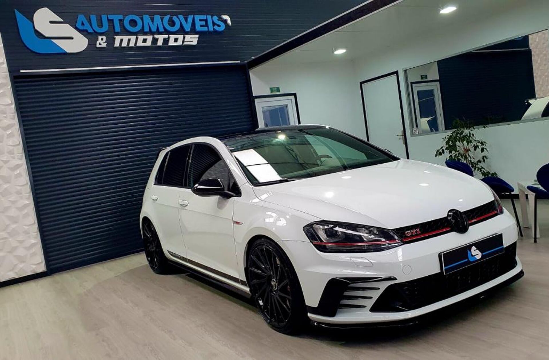 VOLKSWAGEN Golf Cabrio 2.0 TSI GTI DSG