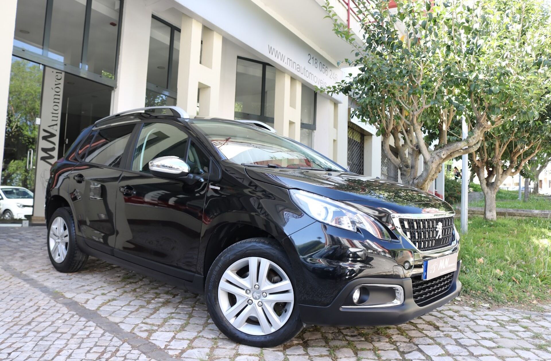 PEUGEOT 2008 1.2 PureTech Style